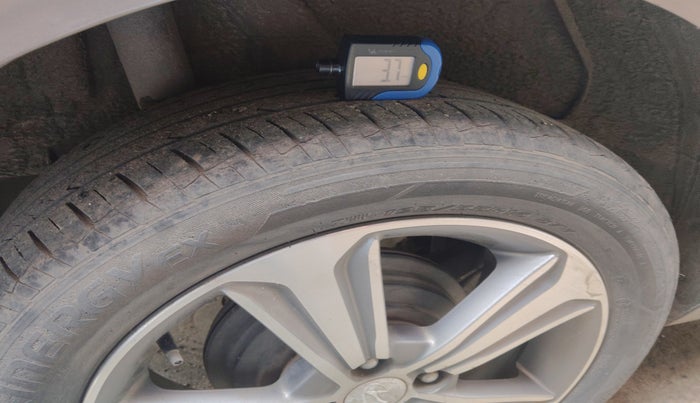 2017 Hyundai Verna 1.6 VTVT SX, Petrol, Manual, 68,868 km, tyre