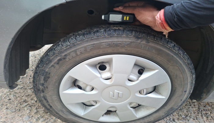 2011 Maruti Wagon R 1.0 LXI, Petrol, Manual, 46,800 km, tyre