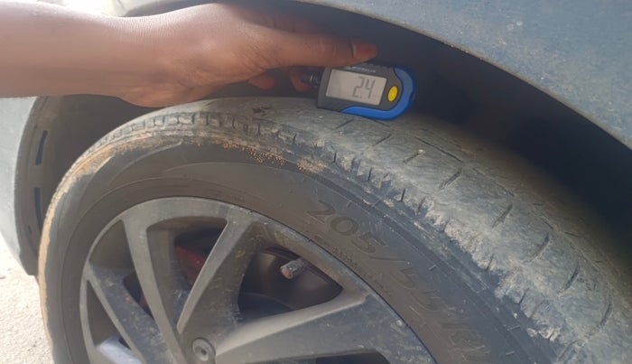 2023 Volkswagen VIRTUS GT PLUS TSI 1.5 EVO DSG, Petrol, Automatic, 69,189 km, tyre