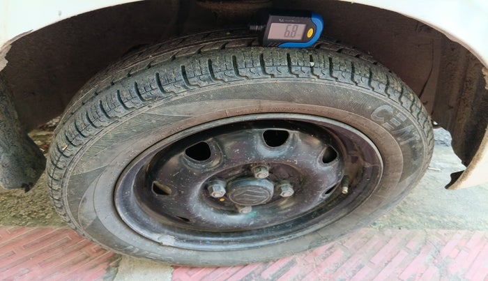 2011 Maruti Alto K10 VXI, Petrol, Manual, 98,852 km, tyre