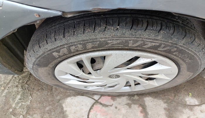 2014 Toyota Etios GD, Diesel, Manual, 3,21,001 km, tyre