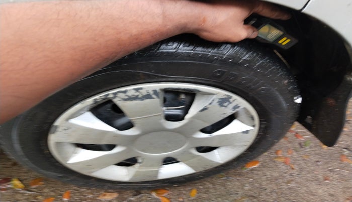 2010 Maruti A Star VXI, Petrol, Manual, 72,641 km, tyre