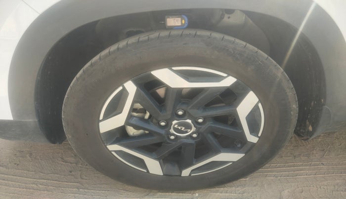 2024 KIA SELTOS Gravity 1.5 Petrol MT, Petrol, Manual, 10,500 km, tyre