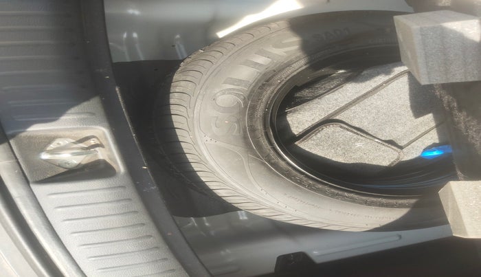 2024 KIA SELTOS Gravity 1.5 Petrol MT, Petrol, Manual, 10,500 km, tyre