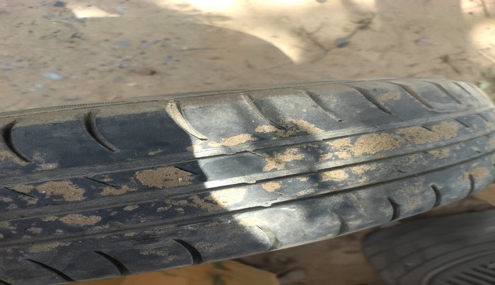 2011 Maruti Wagon R 1.0 LXI, Petrol, Manual, 90,767 km, tyre