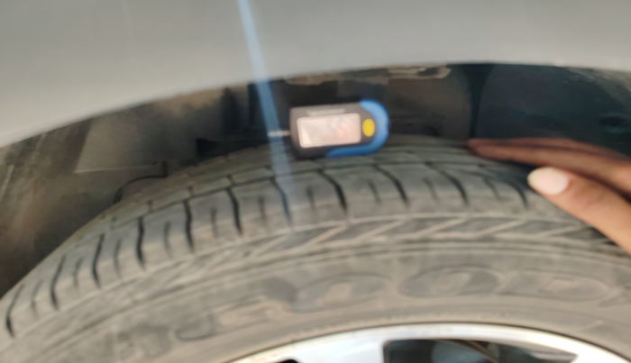 2021 Tata NEXON XZA PLUS SUNROOF PETROL, Petrol, Automatic, 32,671 km, tyre