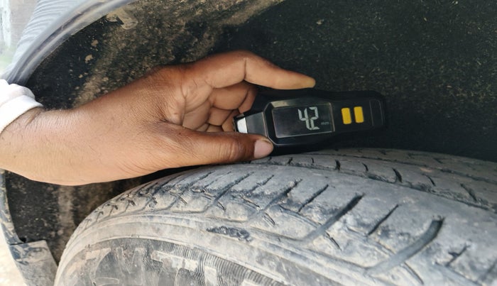 2017 Maruti Baleno SIGMA PETROL 1.2, Petrol, Manual, 35,468 km, tyre