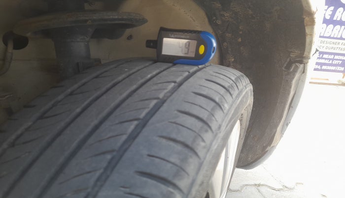 2012 Maruti Ritz VDI, Diesel, Manual, 1,58,143 km, tyre