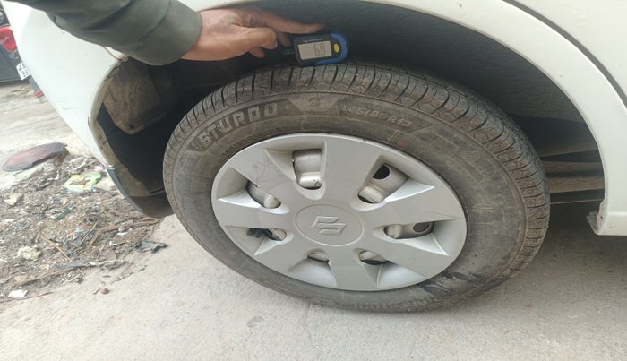 2011 Maruti Wagon R 1.0 LXI LPG, Petrol, Manual, 92,721 km, tyre