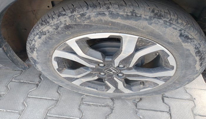 2017 Honda WR-V 1.2L I-VTEC VX MT, Petrol, Manual, 74,476 km, tyre