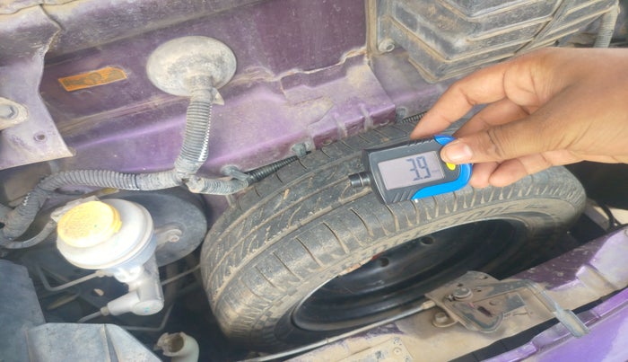 2015 Tata Nano TWIST XT, Petrol, Manual, 51,483 km, tyre