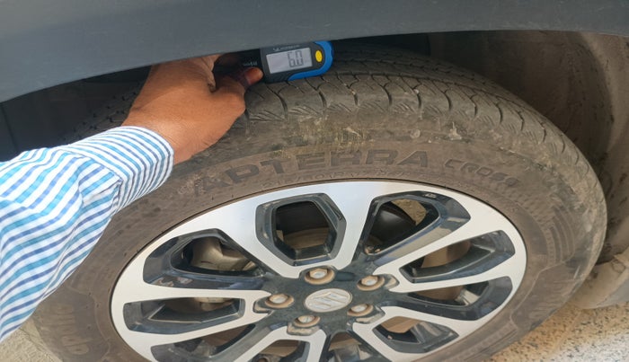 2025 Maruti Grand Vitara DELTA SMART HYBRID, Petrol, Manual, 9,900 km, tyre