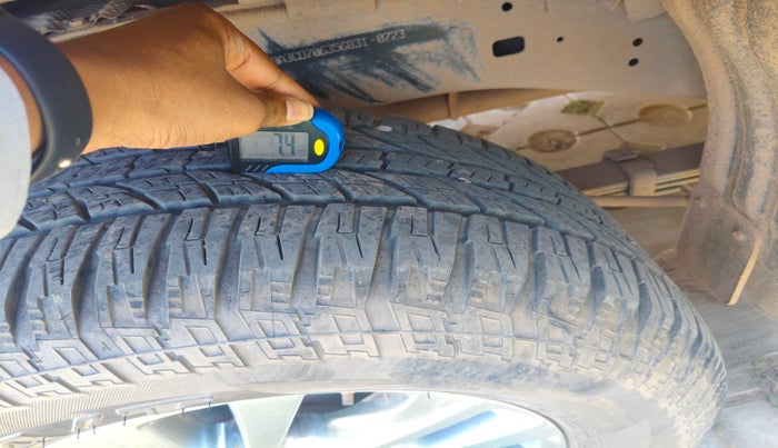 2023 Toyota HILUX HIGH 4X4 AT, Diesel, Automatic, 12,513 km, tyre