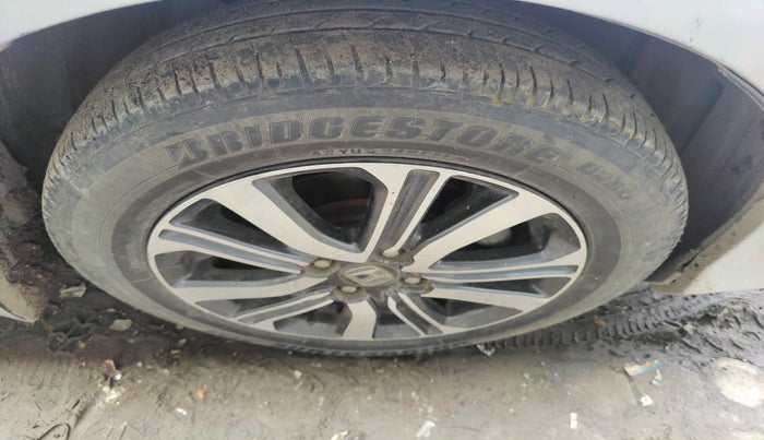 2018 Honda City 1.5L I-VTE V CVT, Petrol, Automatic, 1,02,000 km, tyre