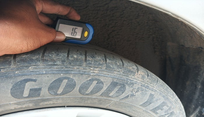 2019 Maruti Ciaz SIGMA 1.5 SHVS MT  PETROL, Petrol, Manual, 35,554 km, tyre