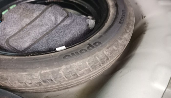 2016 Hyundai Elite i20 ASTA 1.2, Petrol, Manual, 58,100 km, tyre