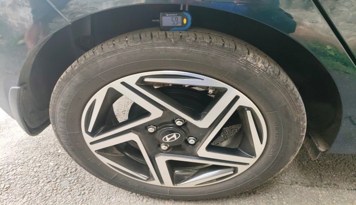 2024 Hyundai GRAND I10 NIOS ASTA AMT 1.2 KAPPA VTVT, Petrol, Automatic, 14,110 km, tyre