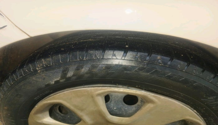 2013 Ford Fiesta TREND DIESEL, Diesel, Manual, 1,08,205 km, tyre