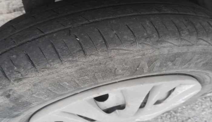 2012 Maruti Alto LXI, Petrol, Manual, 78,850 km, tyre