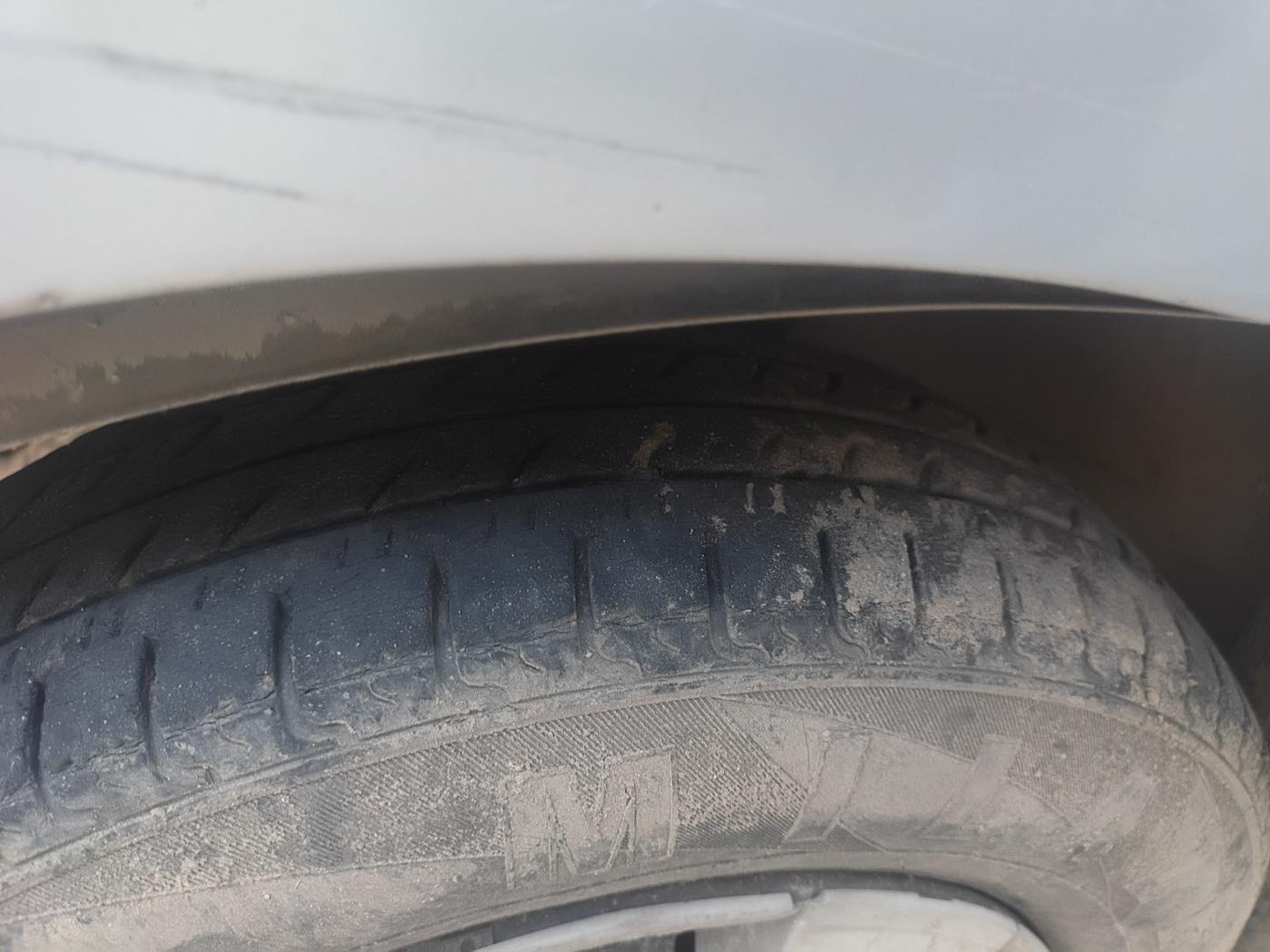 2011 Maruti A Star ZXI, Petrol, Manual, 73,045 km, tyre