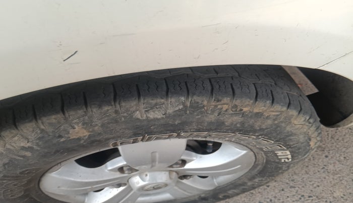 2018 Tata Safari Storme 2.2 VX 4X2, Diesel, Manual, 1,03,518 km, tyre
