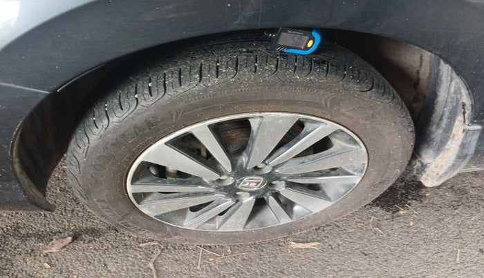 2023 Honda City 1.5L I-VTEC V MT 5TH GEN, Petrol, Manual, 10,850 km, tyre