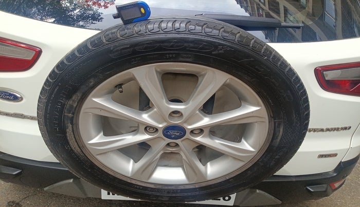 2017 Ford Ecosport TITANIUM 1.5L DIESEL, Diesel, Manual, 1,38,548 km, tyre