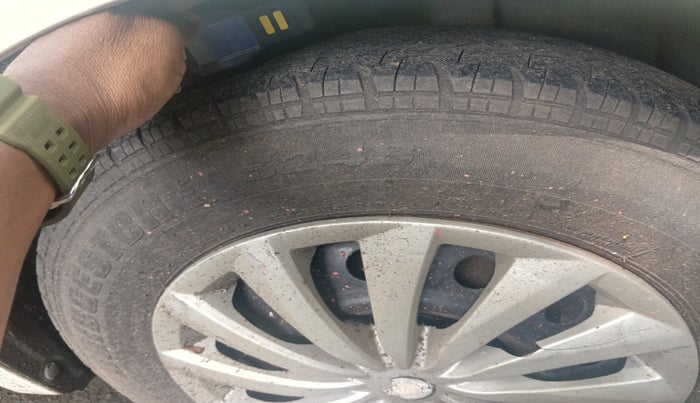2010 Maruti Swift Dzire VXI, Petrol, Manual, 52,753 km, tyre