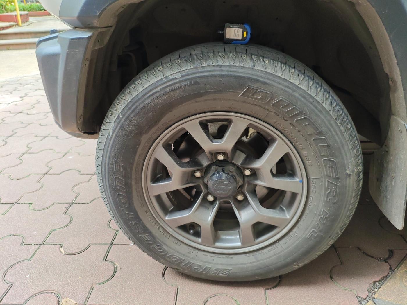 2023 Maruti JIMNY ALPHA ALL GRIP PRO AT, Petrol, Automatic, 25,553 km, tyre