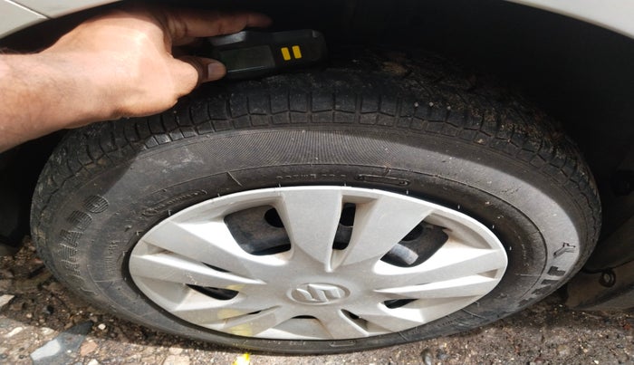 2014 Maruti Swift Dzire VXI, Petrol, Manual, 20,447 km, tyre