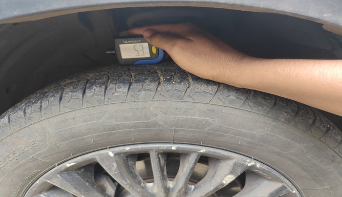 2019 Maruti XL6 ZETA MT, Petrol, Manual, 90,941 km, tyre