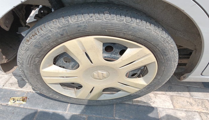 2015 Maruti Wagon R 1.0 VXI, Petrol, Manual, 1,51,971 km, tyre