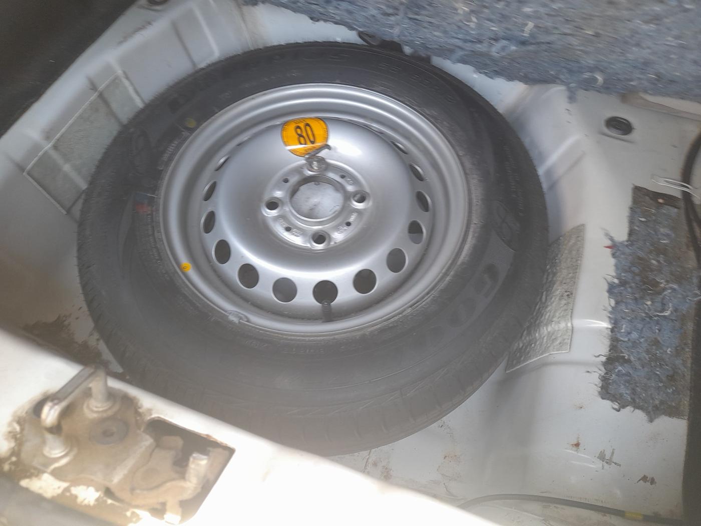 2019 Tata Tiago XZ PETROL, Petrol, Manual, 74,860 km, tyre