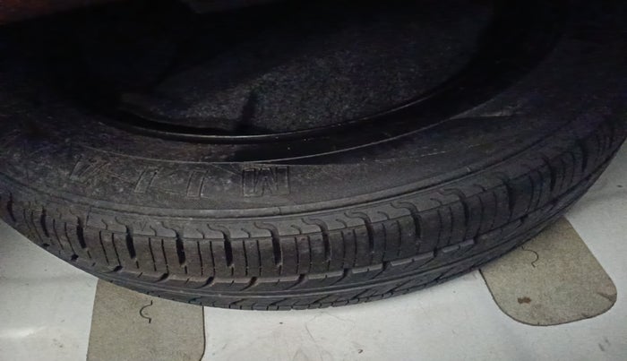 2022 Hyundai AURA S 1.2 CNG, Petrol, Manual, 44,214 km, tyre