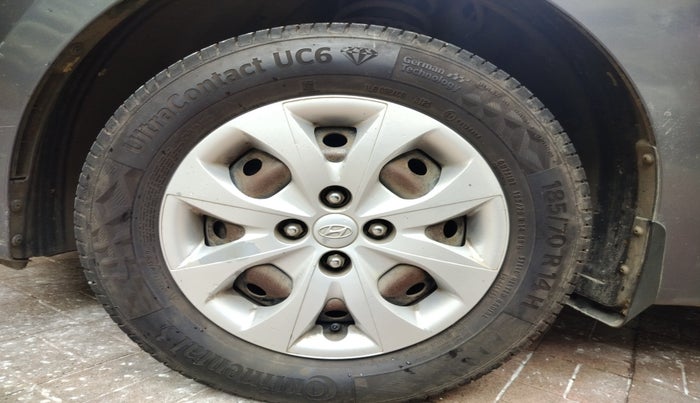 2018 Hyundai Elite i20 SPORTZ 1.2, Petrol, Manual, 2,07,952 km, tyre