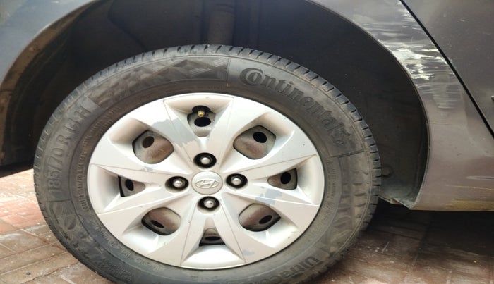 2018 Hyundai Elite i20 SPORTZ 1.2, Petrol, Manual, 2,07,952 km, tyre