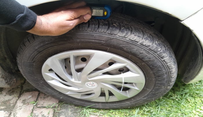 2019 Maruti New Wagon-R LXI 1.0, Petrol, Manual, 61,037 km, tyre