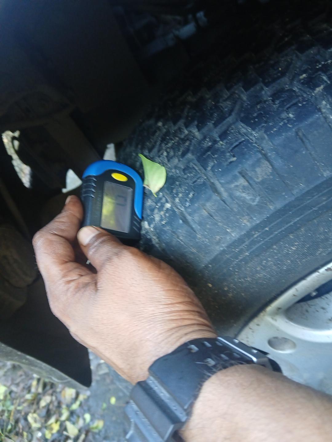 2020 Mahindra Bolero B6 (O), Diesel, Manual, 60,563 km, tyre
