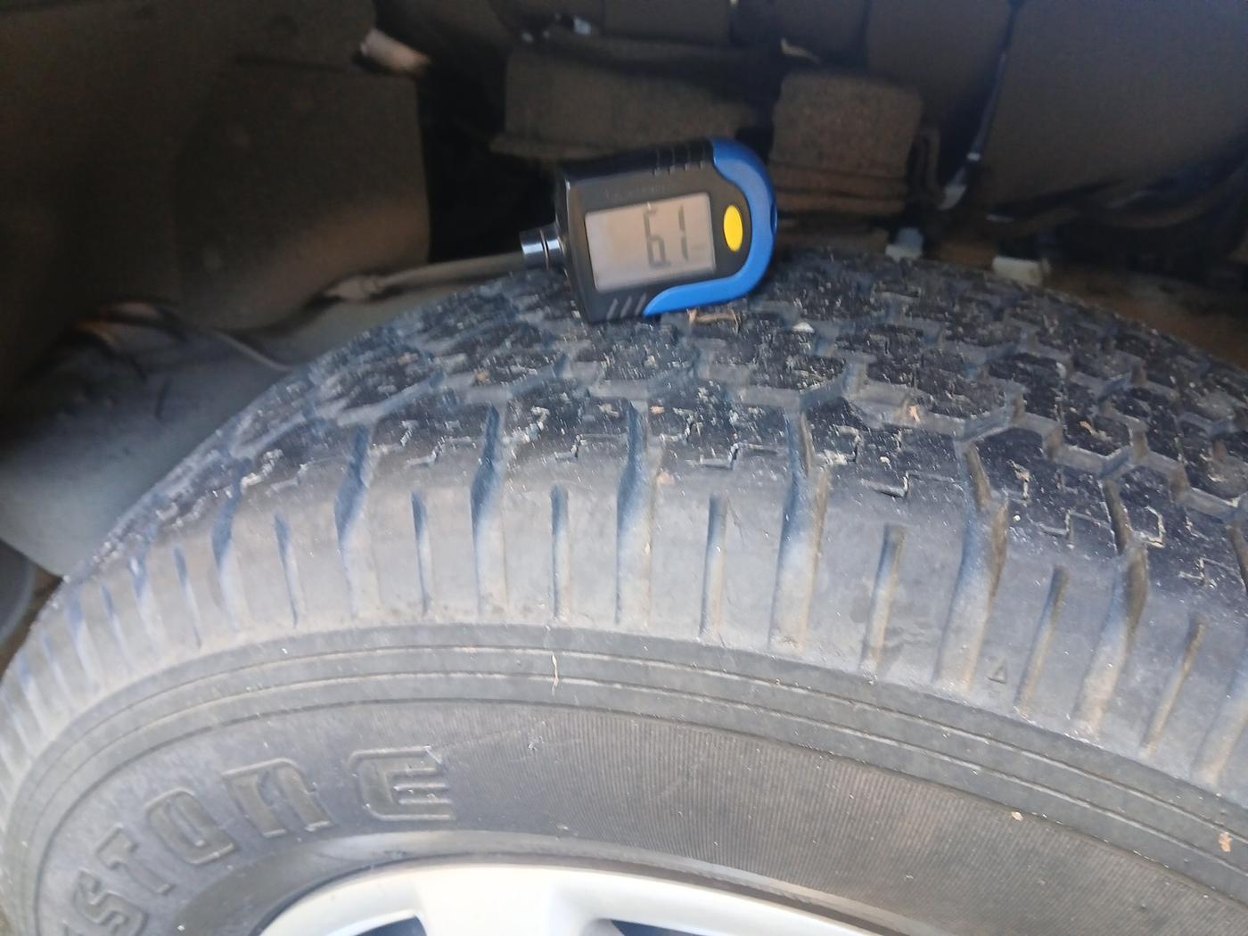 2020 Mahindra Bolero B6 (O), Diesel, Manual, 60,563 km, tyre