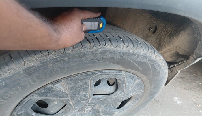 2022 Tata PUNCH ADVENTURE MT, Petrol, Manual, 79,785 km, tyre