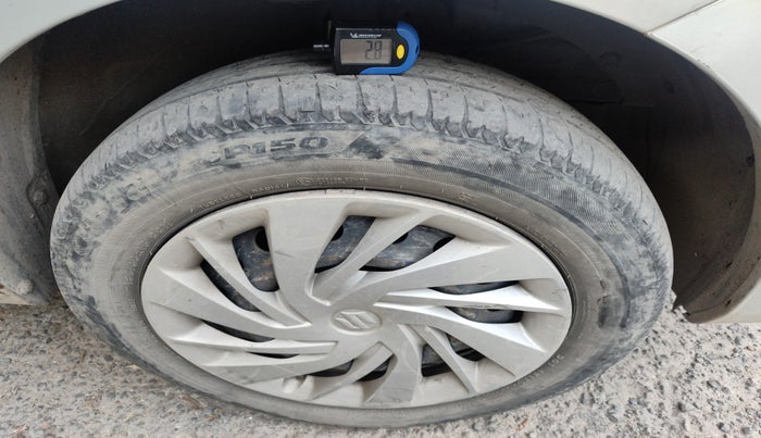 2022 Maruti Ertiga VXI CNG, Petrol, Manual, 75,731 km, tyre
