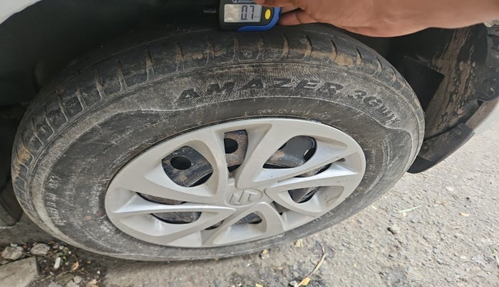 2018 Maruti Swift VXI AMT, Petrol, Automatic, 68,750 km, tyre
