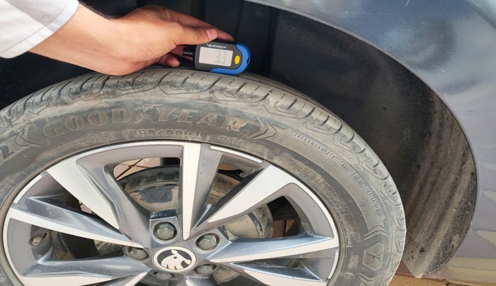 2023 Skoda SLAVIA STYLE 1.0L TSI AT, Petrol, Automatic, 48,700 km, tyre