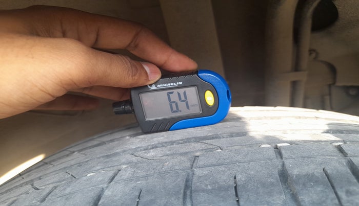 2021 Tata NEXON XM PETROL, Petrol, Manual, 34,969 km, tyre