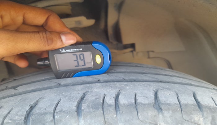 2021 Tata NEXON XM PETROL, Petrol, Manual, 34,969 km, tyre