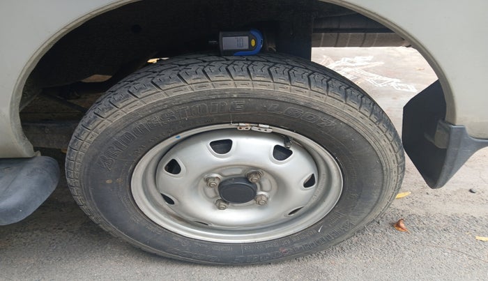 2017 Maruti Eeco 5 STR WITH A/C+HTR, Petrol, Manual, 7,688 km, tyre