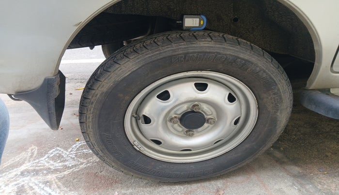2017 Maruti Eeco 5 STR WITH A/C+HTR, Petrol, Manual, 7,688 km, tyre