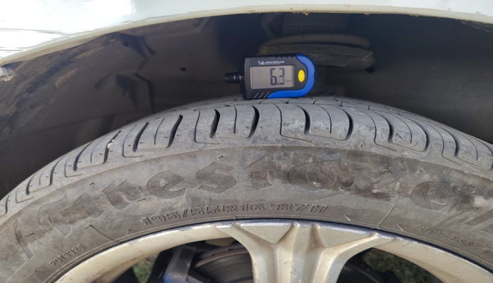 2013 Maruti Swift Dzire VXI AT, Petrol, Automatic, 76,648 km, tyre