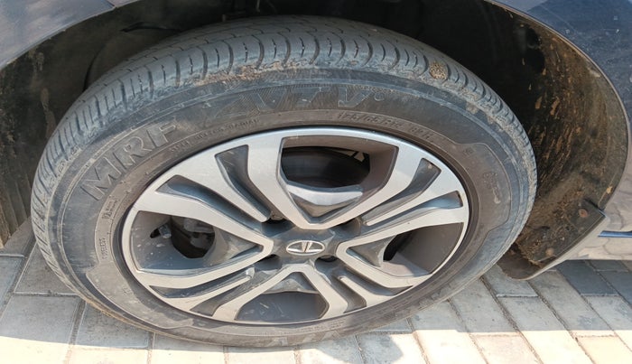 2023 Tata TIGOR XZ PLUS CNG, Petrol, Manual, 34,668 km, tyre