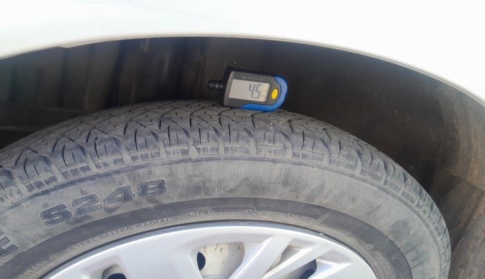 2013 Maruti Swift LDI, Diesel, Manual, 1,47,777 km, tyre